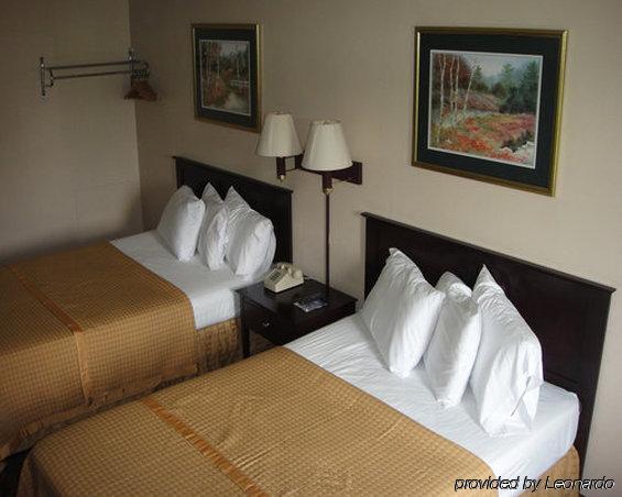 Timberlake Motel ลินช์เบิร์ก ห้อง รูปภาพ